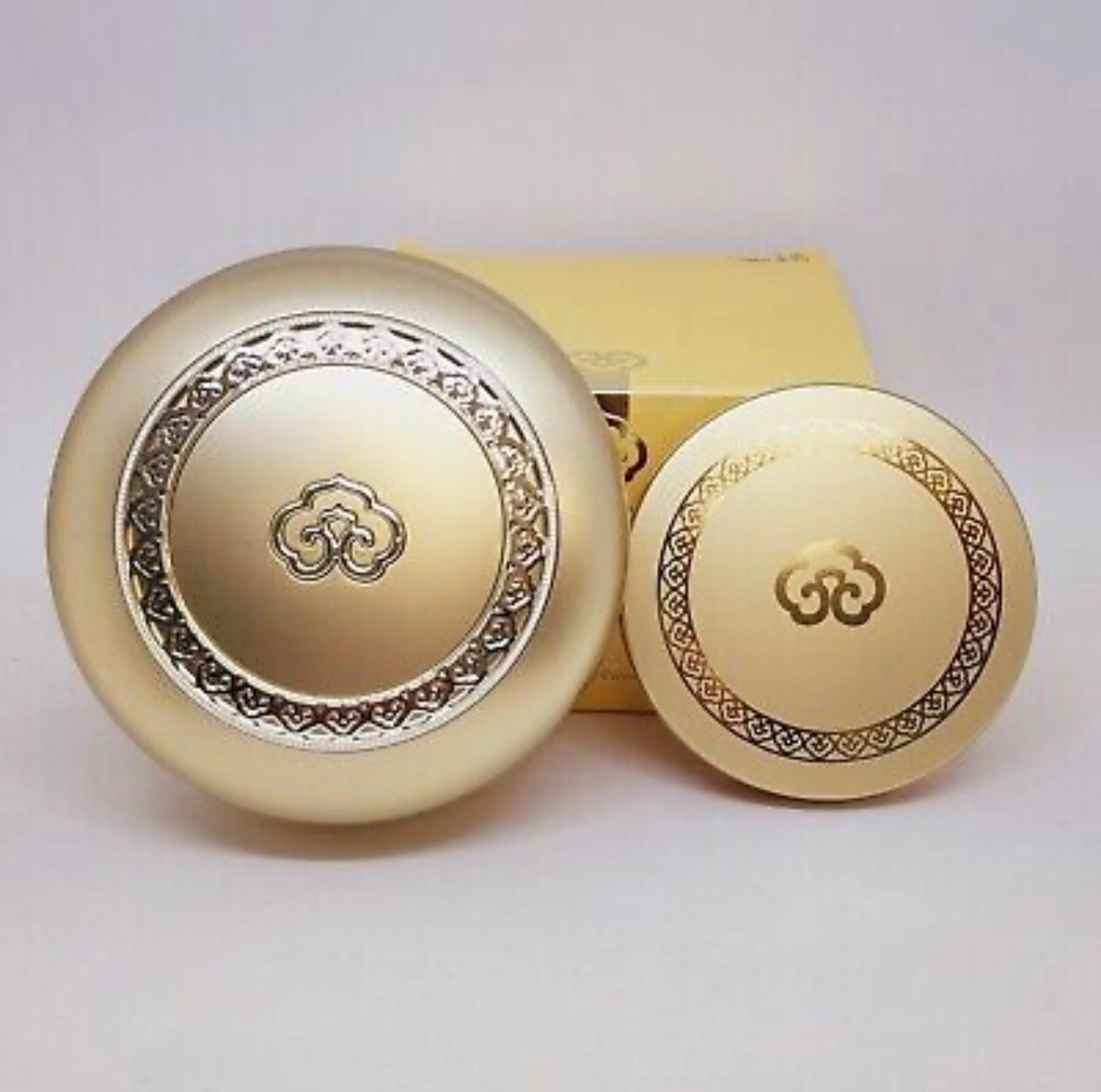 The History of Whoo Gongjinhyang Mi Jewelry Powder 28g #1 Beige #2 Pink